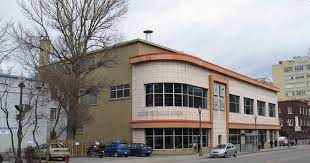 Aviron College